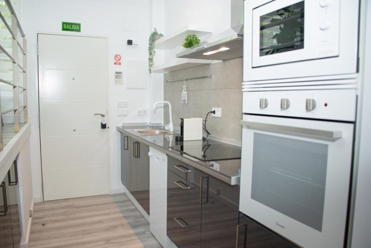 Soraya's Place - Chopin 4 Apartament *